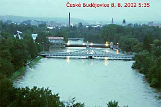 esk Budjovice pi povodni 2002